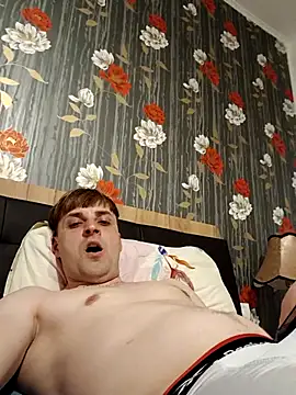 Eusuntnoulgigolo online show from May 2026 07:00:02 PM
