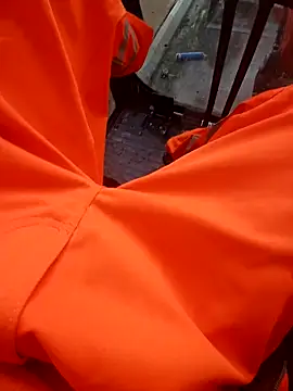 Snapshot of Eusuntnoulgigolo chatting on November 2025 03:15:01 PM Eusuntnoulgigolo online show from November 2025 03:15:01 PM