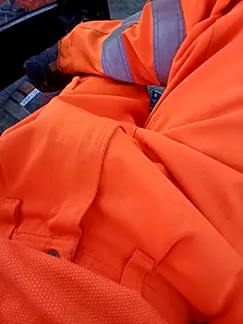 Snapshot of Eusuntnoulgigolo chatting on December 2025 12:04:02 PM Eusuntnoulgigolo online show from December 2025 12:04:02 PM