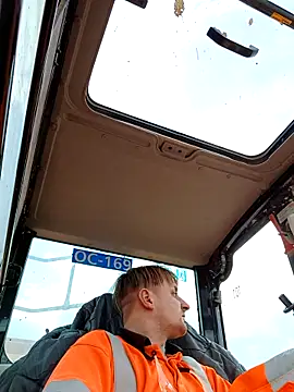 Eusuntnoulgigolo online show from April 2026 12:39:01 PM