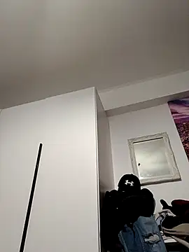 Snapshot of Eusuntnoulgigolo chatting on December 2025 01:17:02 PM Eusuntnoulgigolo online show from December 2025 01:17:02 PM