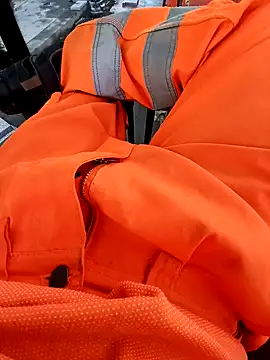 Snapshot of Eusuntnoulgigolo chatting on December 2025 10:17:02 AM Eusuntnoulgigolo online show from December 2025 10:17:02 AM