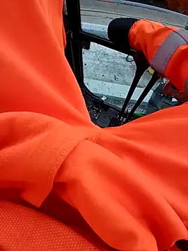 Snapshot of Eusuntnoulgigolo chatting on November 2025 08:04:01 AM Eusuntnoulgigolo online show from November 2025 08:04:01 AM