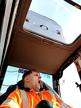 Eusuntnoulgigolo online show from April 2026 07:47:01 AM