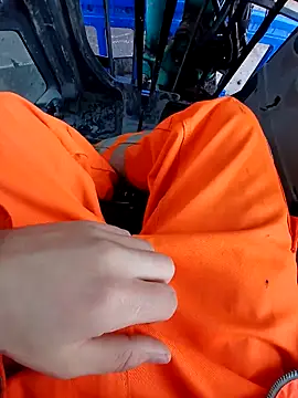 Snapshot of Eusuntnoulgigolo chatting on February 2026 04:49:01 PM Eusuntnoulgigolo online show from February 2026 04:49:01 PM