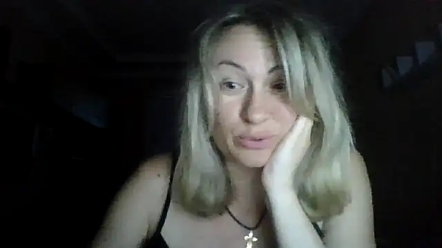 Mary888x online show from June 2026 06:36:02 PM