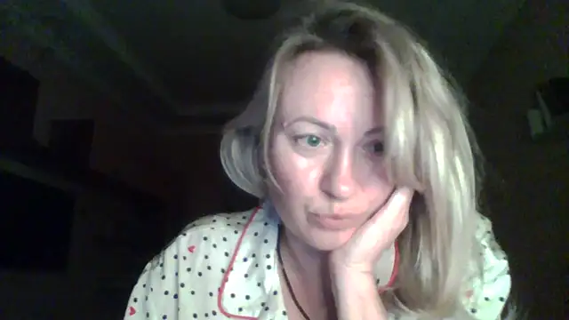 Mary888x online show from December 2025 09:40:01 PM