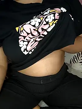 Snapshot of Sassy-soumu chatting on February 2025 08:28:02 PM Sassy-soumu online show from February 2025 08:28:02 PM