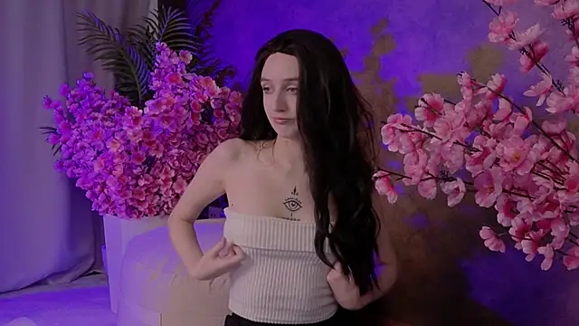 aishiro online show from November 2025 06:29:02 AM