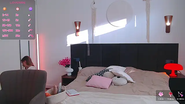 LunaticaBae online show from February 2026 03:14:02 AM