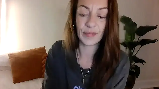 Edenfox- online show from March 2026 09:54:01 PM