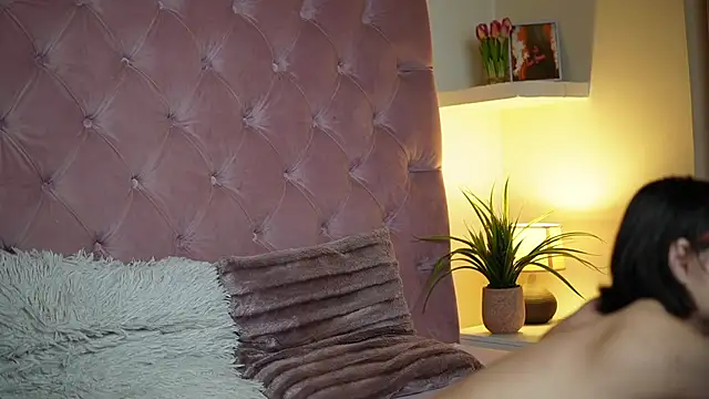 MaiaMini online show from January 2026 08:56:01 PM