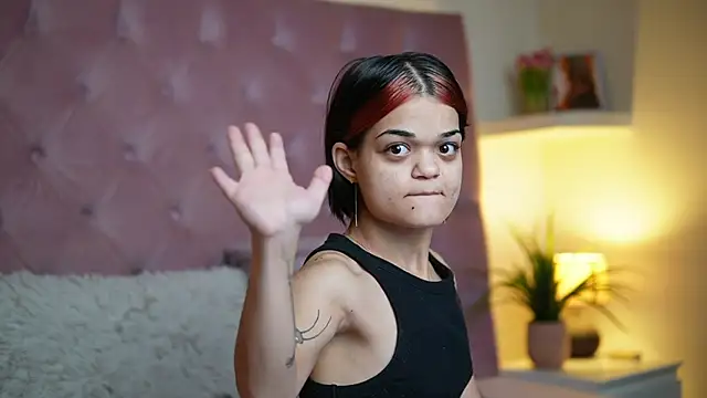 MaiaMini online show from January 2026 09:32:02 PM