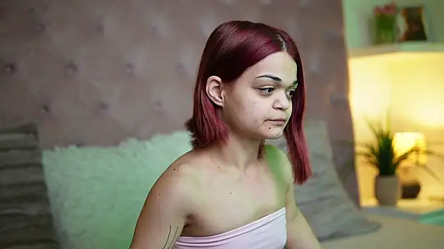 MaiaMini online show from March 2026 11:16:02 PM