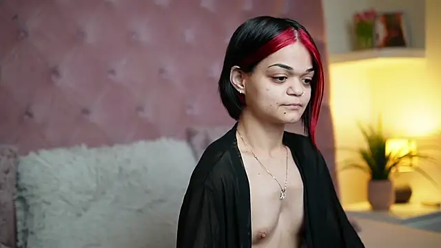 MaiaMini online show from December 2025 08:58:02 PM