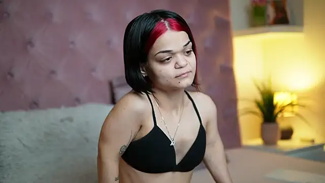 MaiaMini online show from December 2025 09:42:02 PM