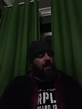 Snapshot of serpensy chatting on November 2025 05:35:01 PM serpensy online show from November 2025 05:35:01 PM