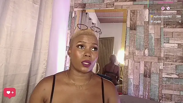 DashaSousaa online show from February 2026 03:23:02 PM