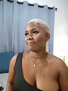 DashaSousaa online show from March 2026 01:23:02 PM