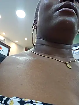 DashaSousaa online show from March 2026 04:41:02 PM