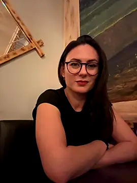 Snapshot of AvaFlowers6 chatting on November 2025 06:33:02 PM AvaFlowers6 online show from November 2025 06:33:02 PM