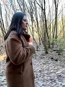 Snapshot of AvaFlowers6 chatting on November 2025 10:03:01 AM AvaFlowers6 online show from November 2025 10:03:01 AM