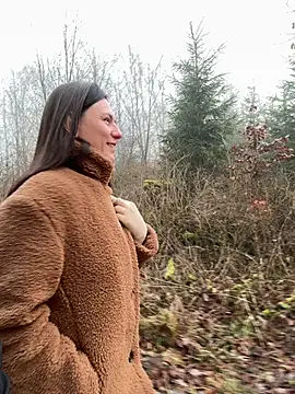 Snapshot of AvaFlowers6 chatting on December 2025 08:08:02 AM AvaFlowers6 online show from December 2025 08:08:02 AM