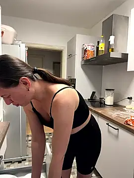 Snapshot of AvaFlowers6 chatting on January 2026 10:40:01 AM AvaFlowers6 online show from January 2026 10:40:01 AM