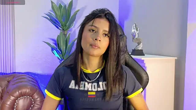 katia foxxx  online show from July 2026 05:38:02 PM