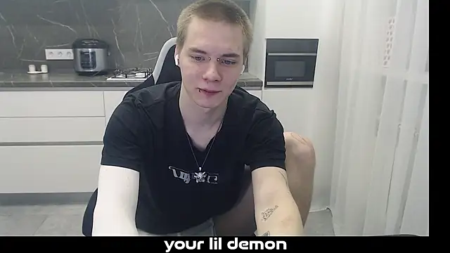 yourlildemon online show from February 2026 07:05:01 PM