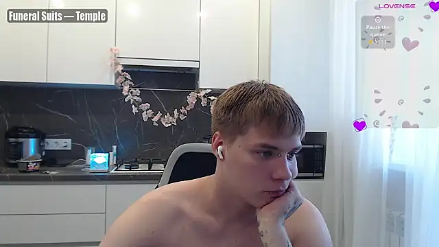Snapshot of yourlildemon chatting on June 2026 03:44:01 PM yourlildemon online show from June 2026 03:44:01 PM