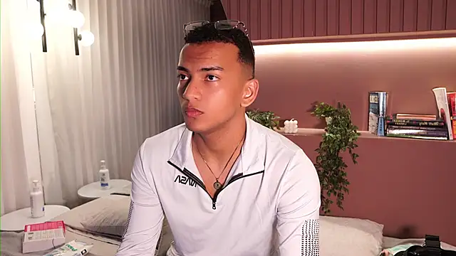 Rafa2004Cruz online show from March 2026 01:55:01 PM