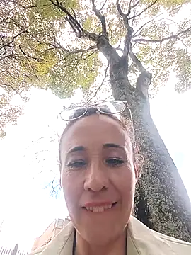 Coeur de luxure online show from November 2025 07:07:02 PM