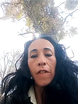 Coeur de luxure online show from October 2025 06:05:01 PM