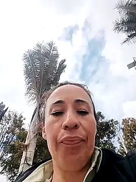 Coeur de luxure online show from October 2025 02:39:02 PM