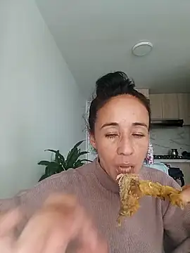 Coeur de luxure online show from November 2025 06:22:02 PM