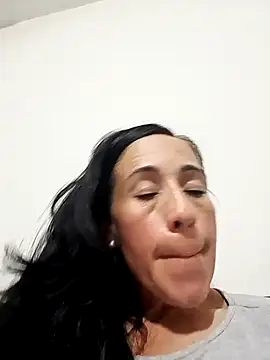 Coeur de luxure online show from March 2025 09:29:01 PM