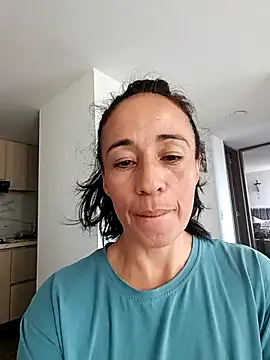 Coeur de luxure online show from November 2025 03:04:02 PM