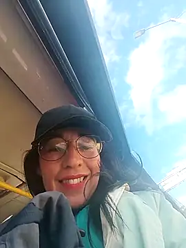 Snapshot of Coeur_de_luxure chatting on February 2026 02:19:02 PM Coeur de luxure online show from February 2026 02:19:02 PM