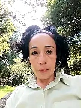 Coeur de luxure online show from March 2025 02:51:02 PM