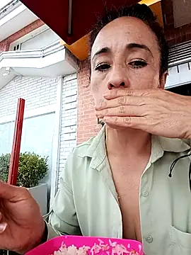 Coeur de luxure online show from November 2025 06:29:02 PM