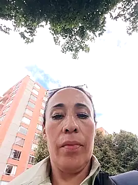 Snapshot of Coeur_de_luxure chatting on January 2026 07:34:01 PM Coeur de luxure online show from January 2026 07:34:01 PM