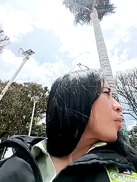 Coeur de luxure online show from September 2025 04:51:02 PM