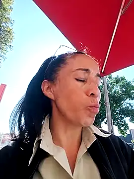 Coeur de luxure online show from December 2025 01:49:01 PM