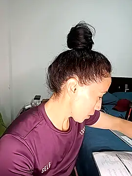 Coeur de luxure online show from March 2025 04:34:02 PM