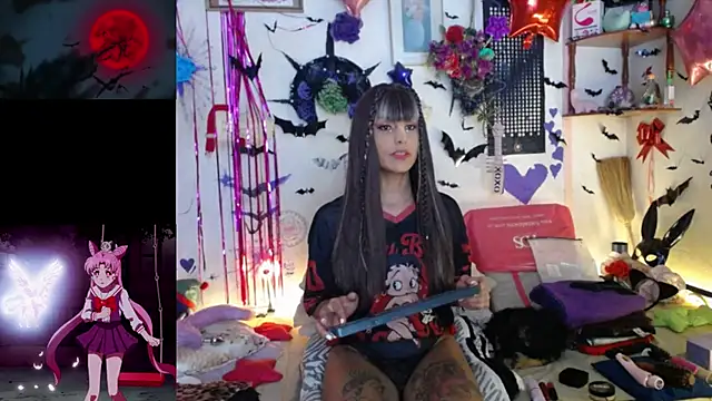 Snapshot of purplekattlyn chatting on June 2026 12:54:01 AM purplekattlyn online show from June 2026 12:54:01 AM