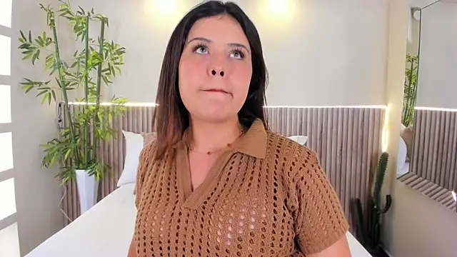 GeorginaReyes online show from June 2026 11:54:01 PM