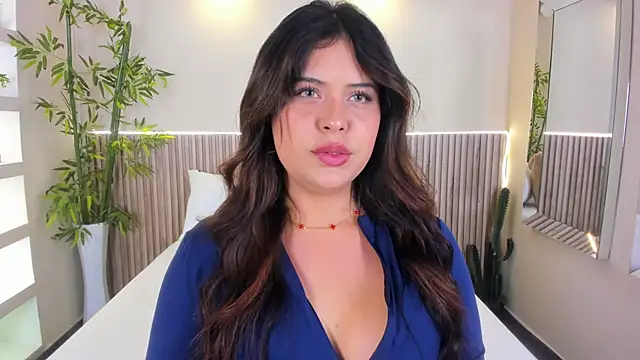 GeorginaReyes online show from May 2026 10:49:01 PM