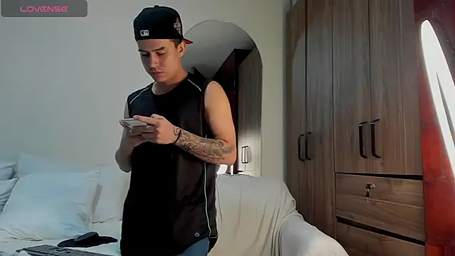 mattiwsmorris  online show from April 2026 04:04:01 AM