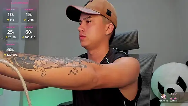 mattiwsmorris  online show from November 2025 04:00:01 PM